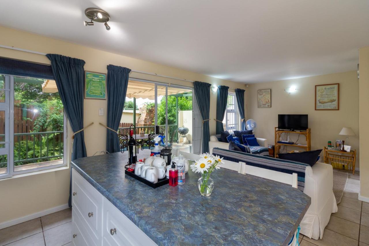 Dunwerkin Self Catering Apartment Kenton on Sea Exterior photo