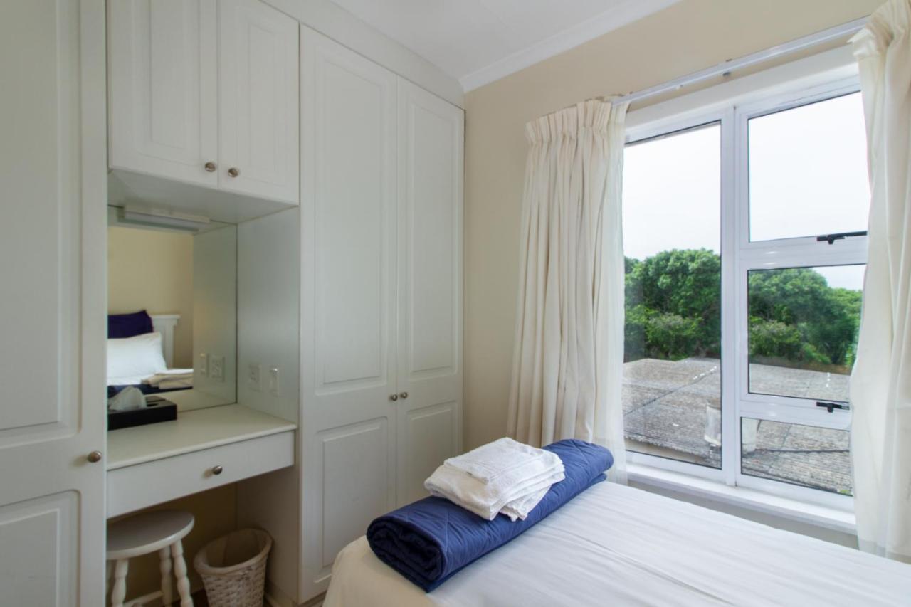 Dunwerkin Self Catering Apartment Kenton on Sea Exterior photo
