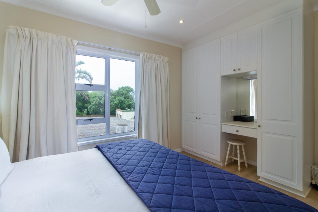 Dunwerkin Self Catering Apartment Kenton on Sea Exterior photo