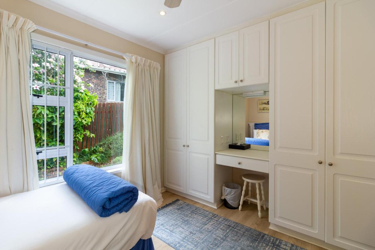 Dunwerkin Self Catering Apartment Kenton on Sea Exterior photo