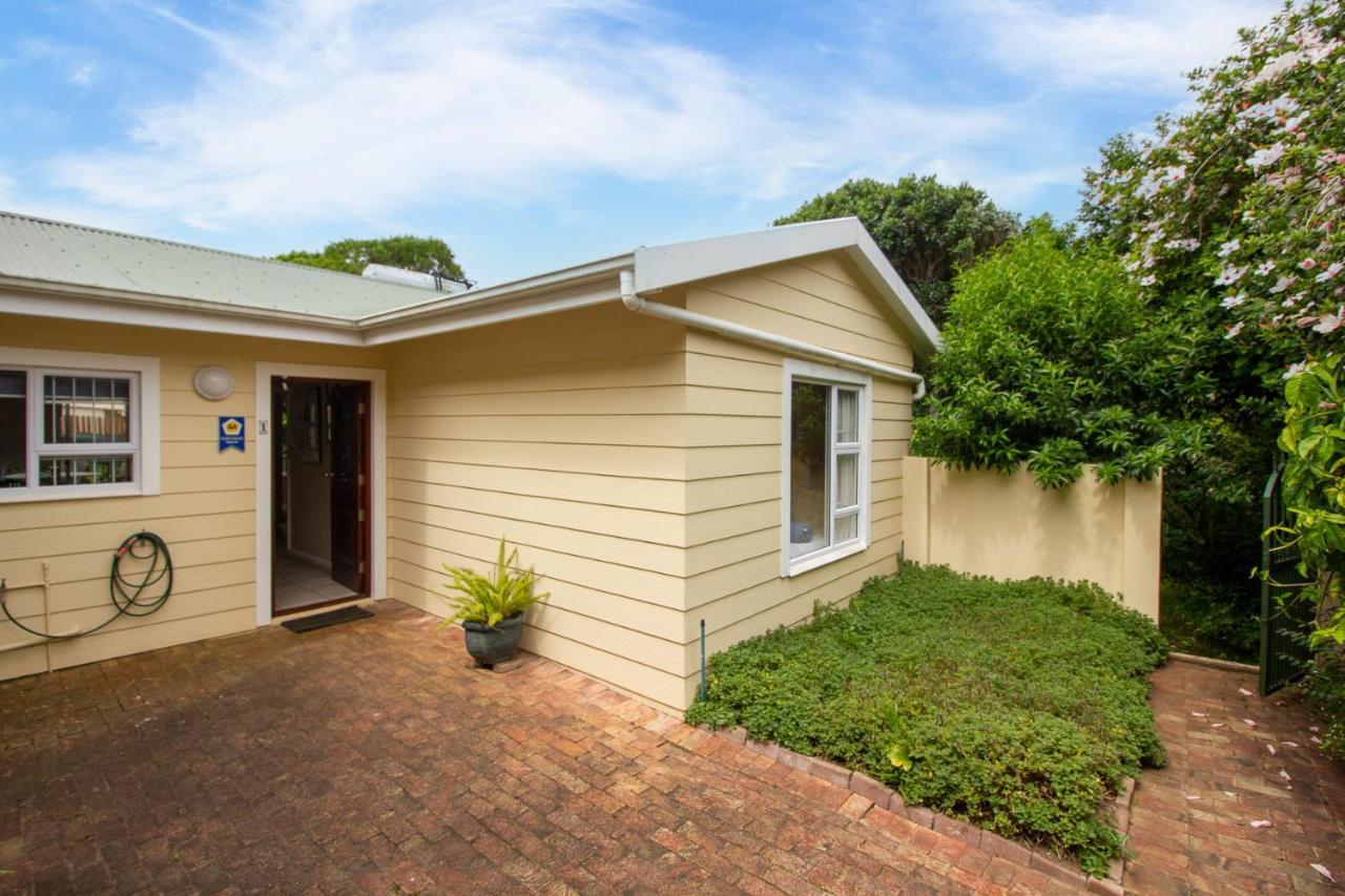 Dunwerkin Self Catering Apartment Kenton on Sea Exterior photo