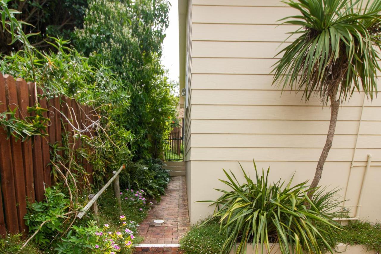Dunwerkin Self Catering Apartment Kenton on Sea Exterior photo